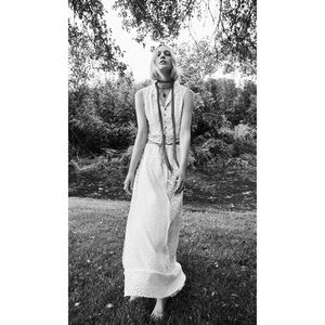 Zara Limited Edition Embroidered Eyelet Skirt